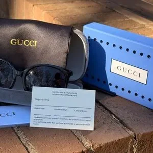 BRAND NEW AUTHENTIC Women’s Gucci Sunglasses  GG1719 56 21-142 Gucci Women main image 2